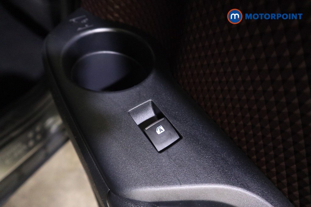 Used Toyota C-HR 2018 for sale - 78001434: Photo 27