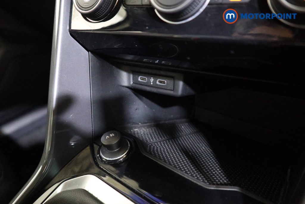 Used Volkswagen T-Roc 2021 for sale - 77639728: Photo 17