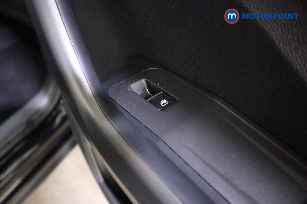 Used Volkswagen T-Roc 2021 for sale - 77639728: Photo 28