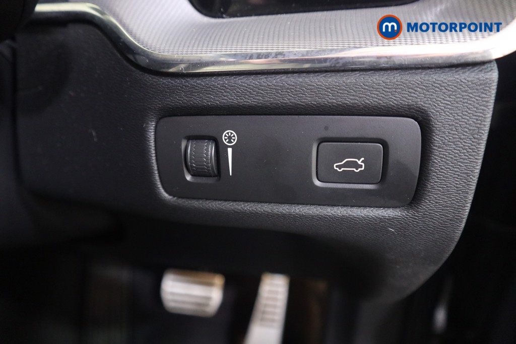 Used Volvo XC60 2021 for sale - 76394782: Photo 18