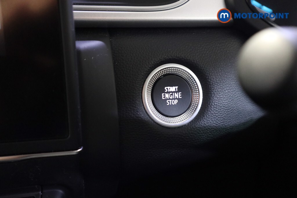 Used Renault Captur for sale - 77364645: Photo 14