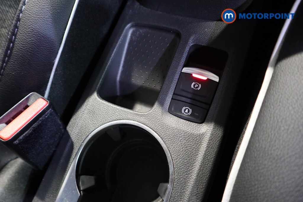 Used Renault Captur for sale - 77364645: Photo 18