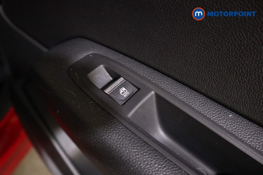 Used Renault Captur for sale - 77364645: Photo 25