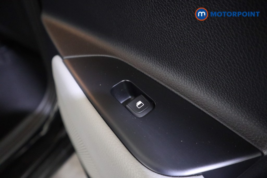 Used Kia Stonic 2020 for sale - 76416009: Photo 24