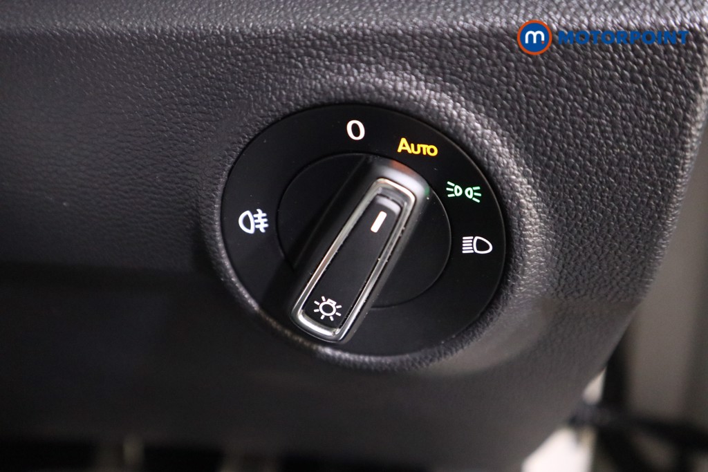 Used Volkswagen T-Roc 2023 for sale - 76933872: Photo 20