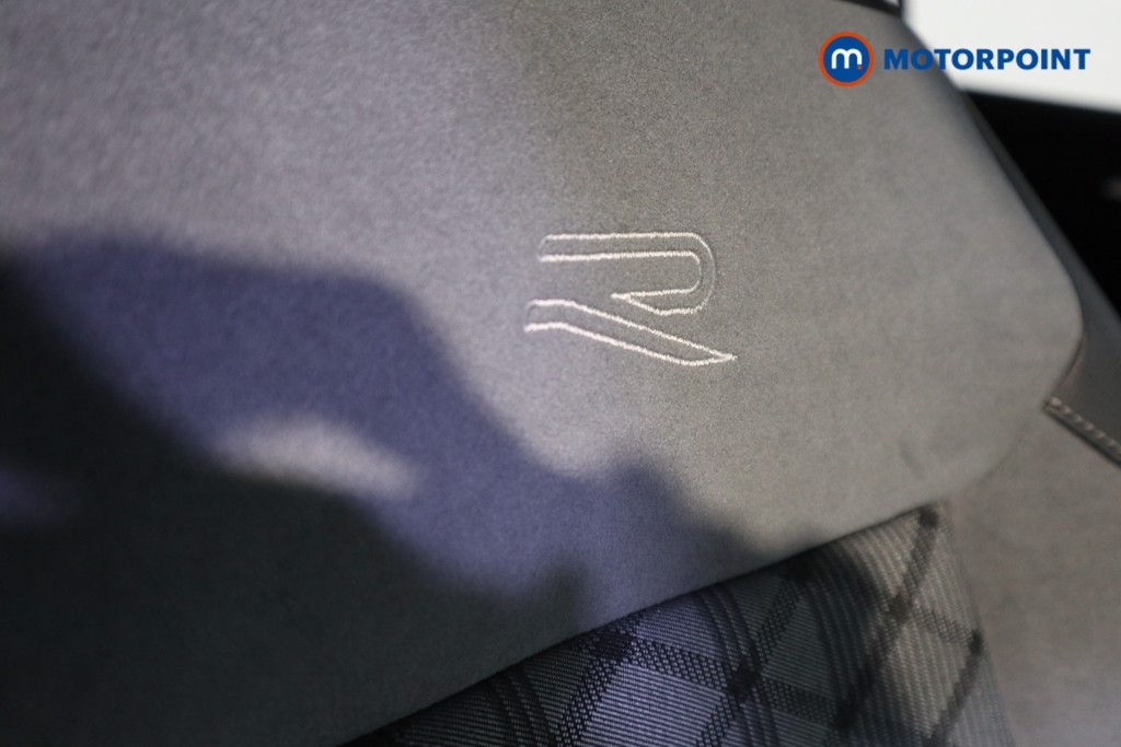 Used Volkswagen T-Roc 2023 for sale - 76933872: Photo 25