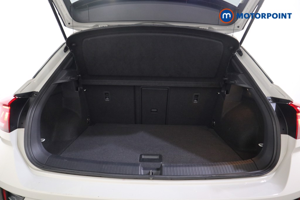 Used Volkswagen T-Roc 2023 for sale - 76933872: Photo 30