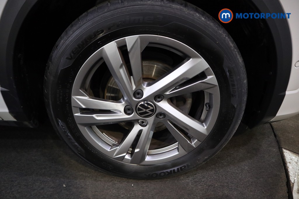 Used Volkswagen T-Roc 2023 for sale - 76933872: Photo 32