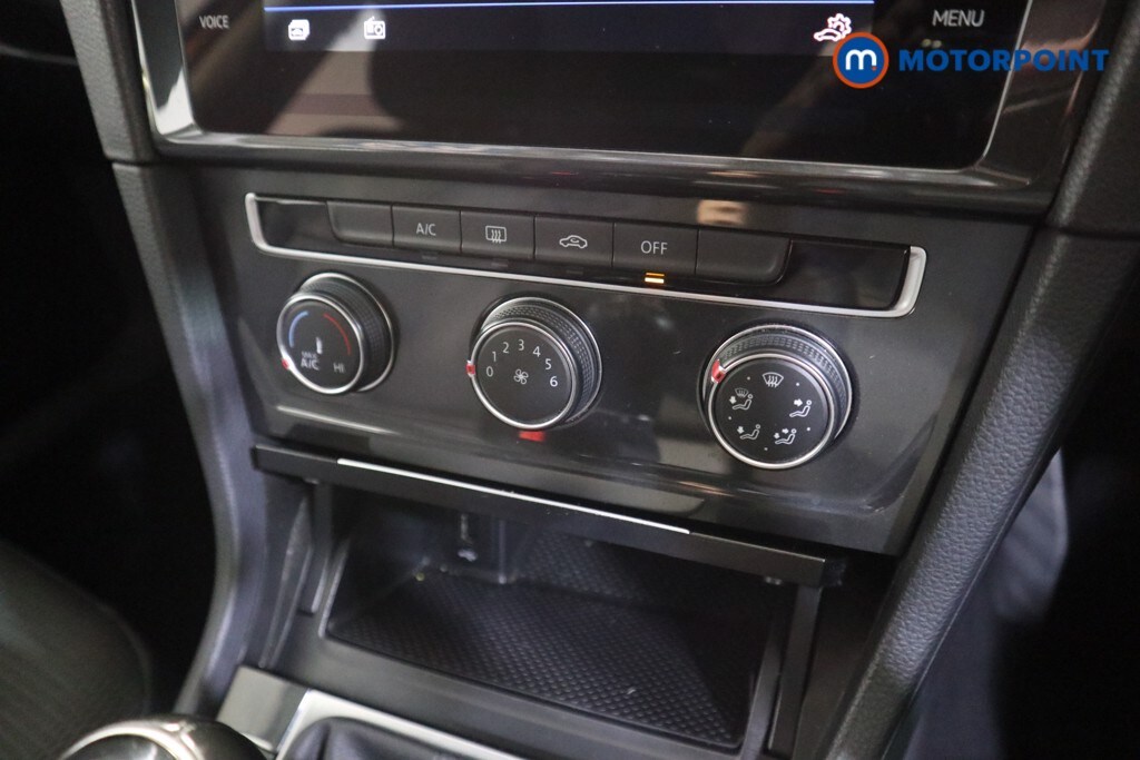 Used Volkswagen Golf 2018 for sale - 76076930: Photo 15