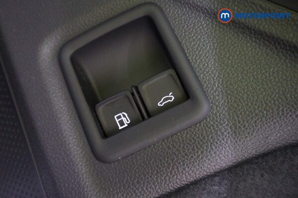Used Volkswagen Passat 2025 for sale - 76219458: Photo 18
