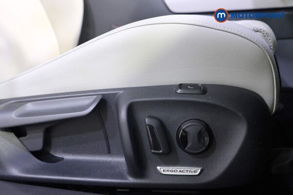 Used Volkswagen Passat 2025 for sale - 76219458: Photo 22