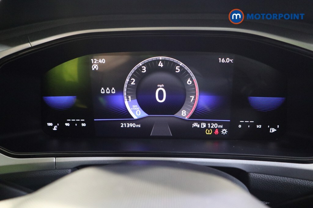 Used Volkswagen T-Roc 2023 for sale - 76209657: Photo 13