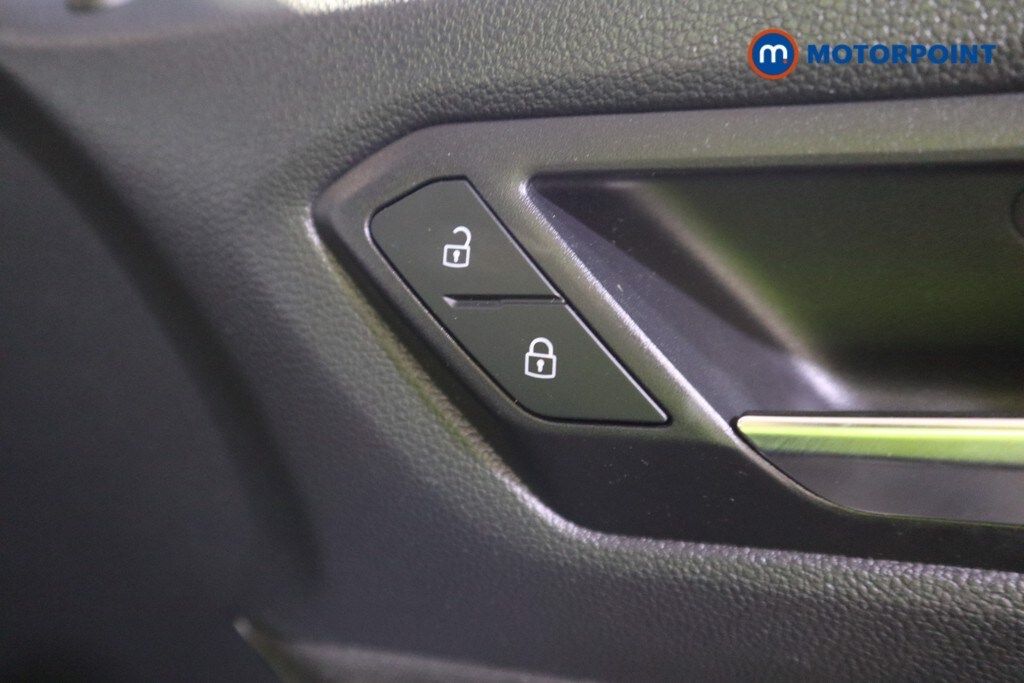 Used Volkswagen T-Roc 2023 for sale - 76209657: Photo 20