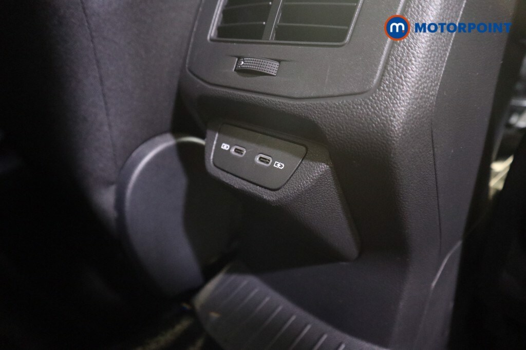 Used Volkswagen T-Roc 2023 for sale - 76209657: Photo 24