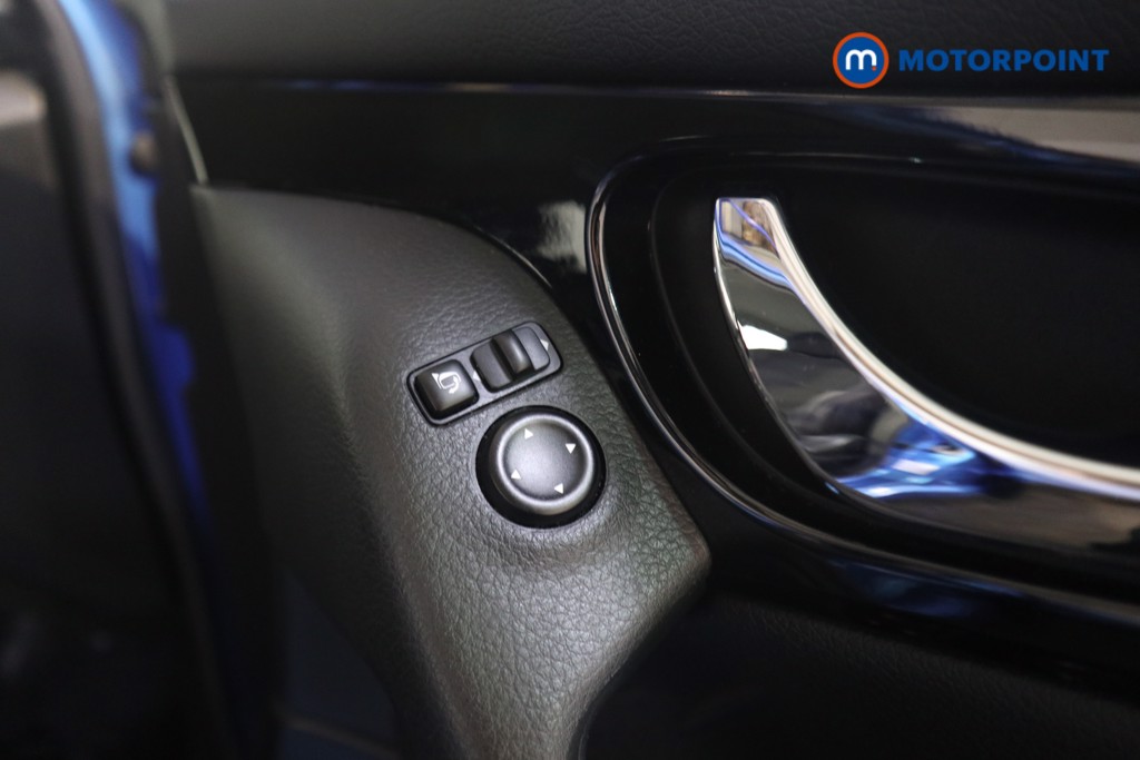 Used Nissan Qashqai 2018 for sale - 77997943: Photo 20