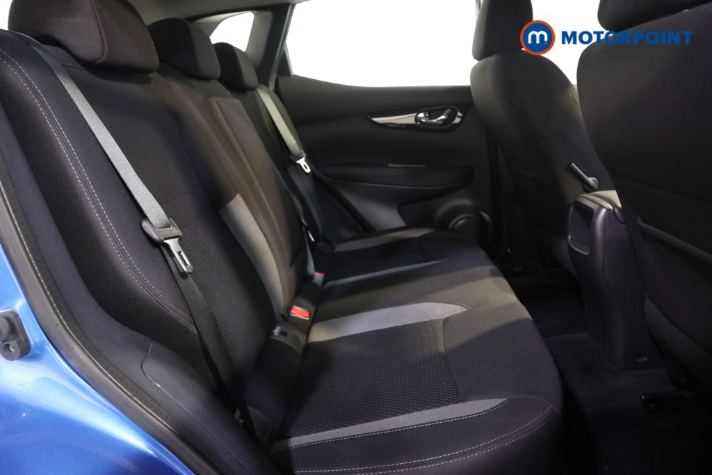 Used Nissan Qashqai 2018 for sale - 77997943: Photo 23