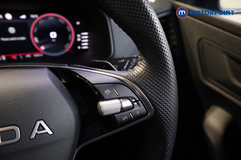 Used Skoda Karoq 2025 for sale - 77845888: Photo 12