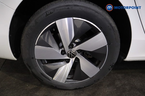 Used Volkswagen Passat 2025 for sale - 75665504: Photo 24