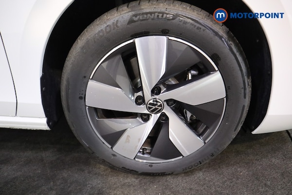 Used Volkswagen Passat 2025 for sale - 75665504: Photo 25