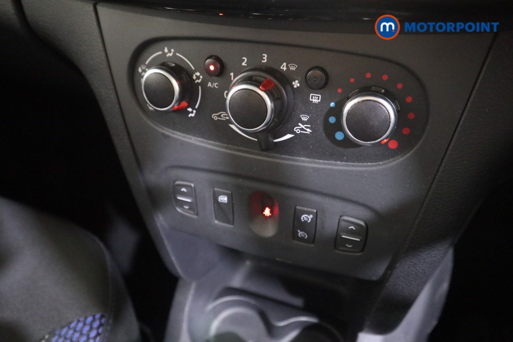 Used Dacia Sandero Stepway 2020 for sale - 76491553: Photo 13