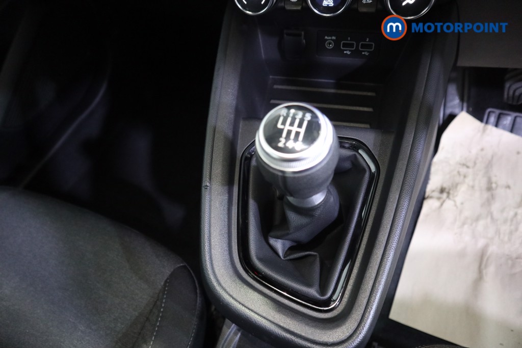 Used Renault Clio 2021 for sale - 77653921: Photo 17