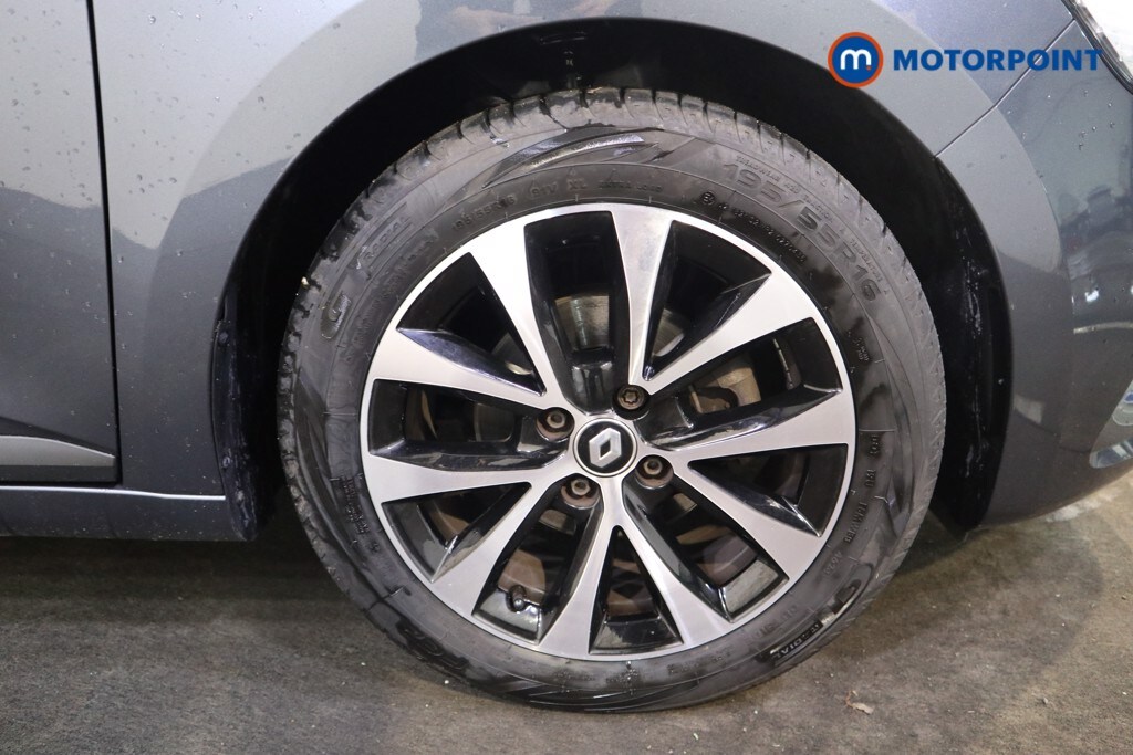 Used Renault Clio 2021 for sale - 77653921: Photo 28