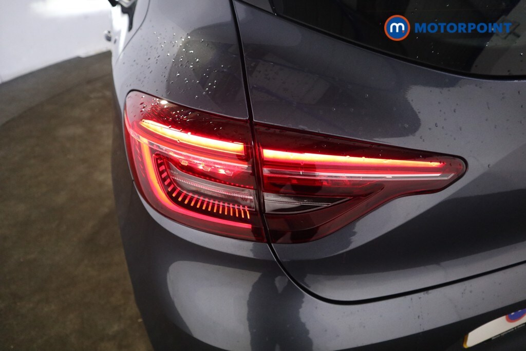 Used Renault Clio 2021 for sale - 77653921: Photo 32