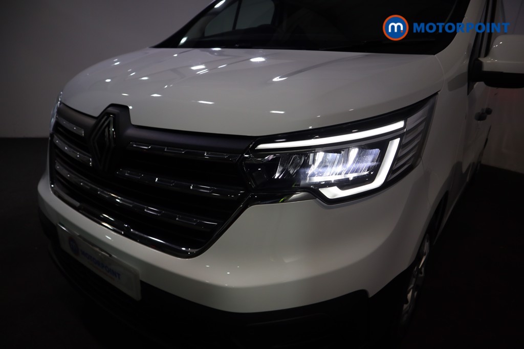 Used Renault Trafic for sale - 77180105: Photo 35