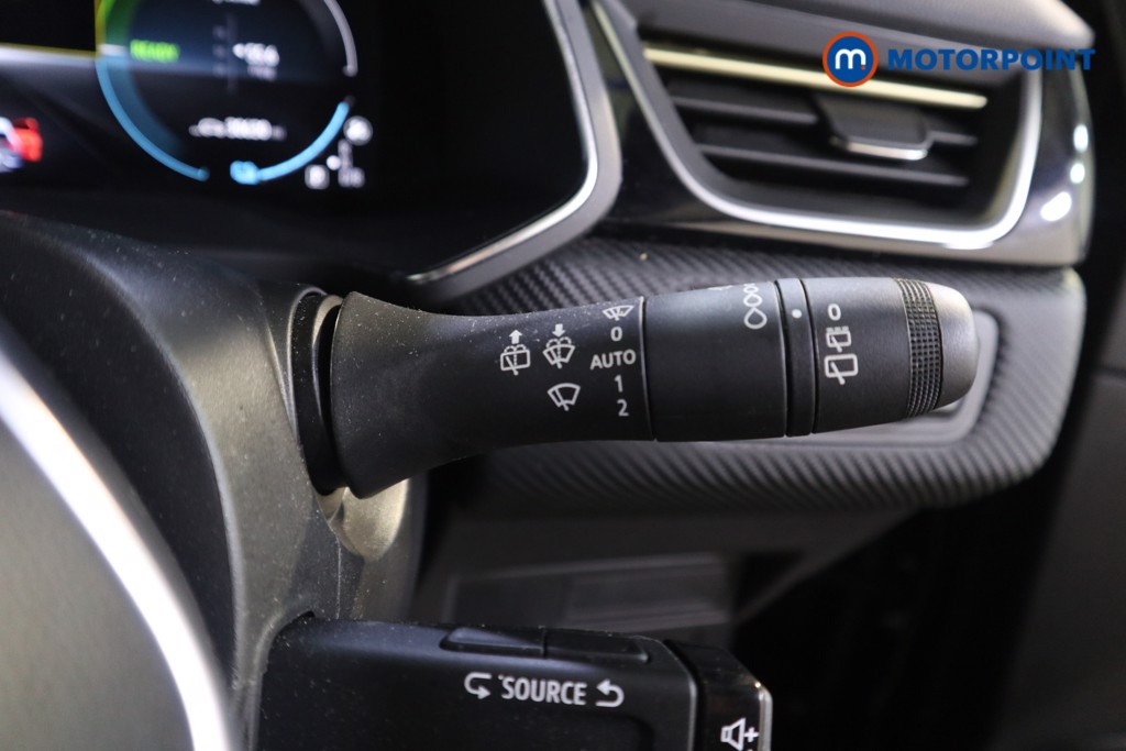 Used Renault Captur 2023 for sale - 76710422: Photo 17