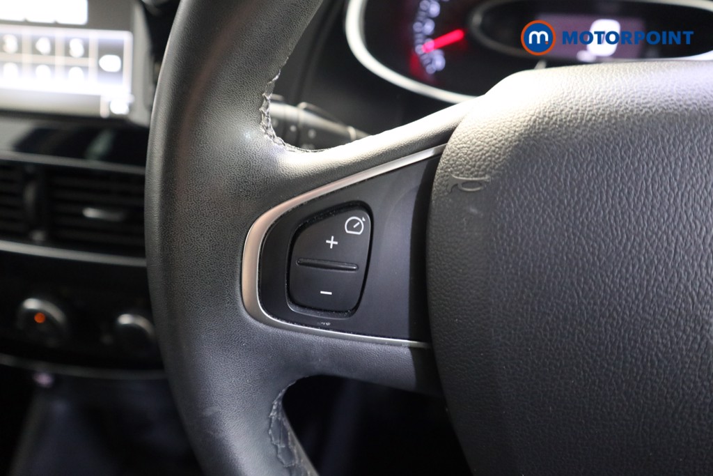 Used Renault Clio 2019 for sale - 77984423: Photo 41