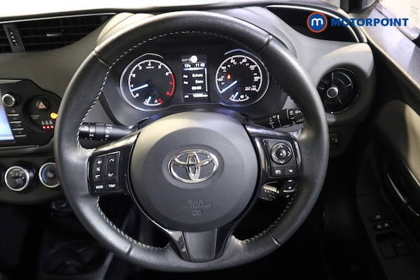 Used Toyota Yaris 2019 for sale - 76303292: Photo 10