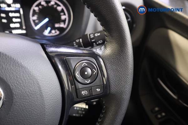 Used Toyota Yaris 2019 for sale - 76303292: Photo 12