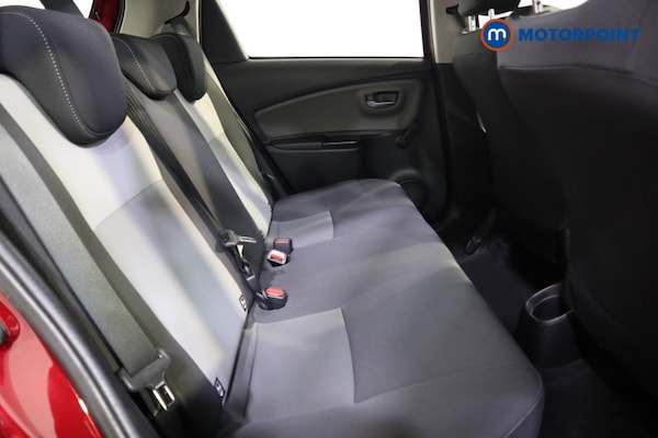 Used Toyota Yaris 2019 for sale - 76303292: Photo 21