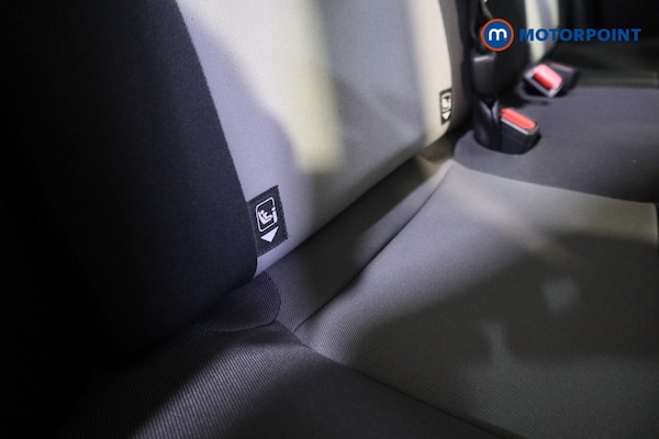 Used Toyota Yaris 2019 for sale - 76303292: Photo 22