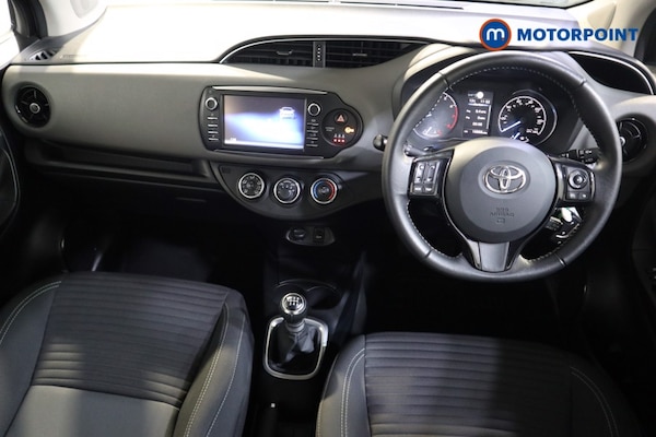 Used Toyota Yaris 2019 for sale - 76303292: Photo 9
