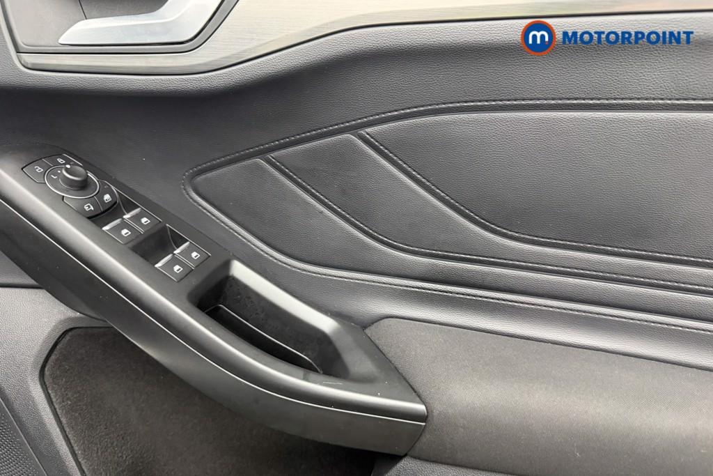 Used Ford Focus 2023 for sale - 76934035: Photo 27