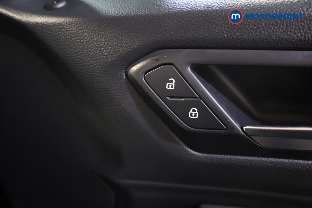 Used Volkswagen T-Roc 2022 for sale - 77845894: Photo 21