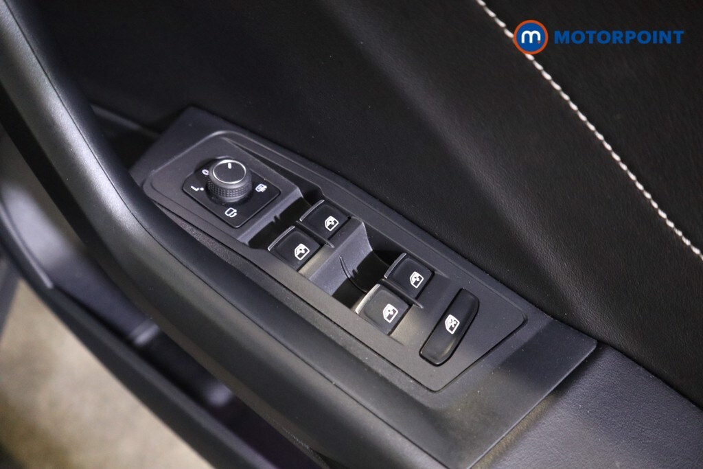 Used Volkswagen T-Roc 2022 for sale - 77845894: Photo 22