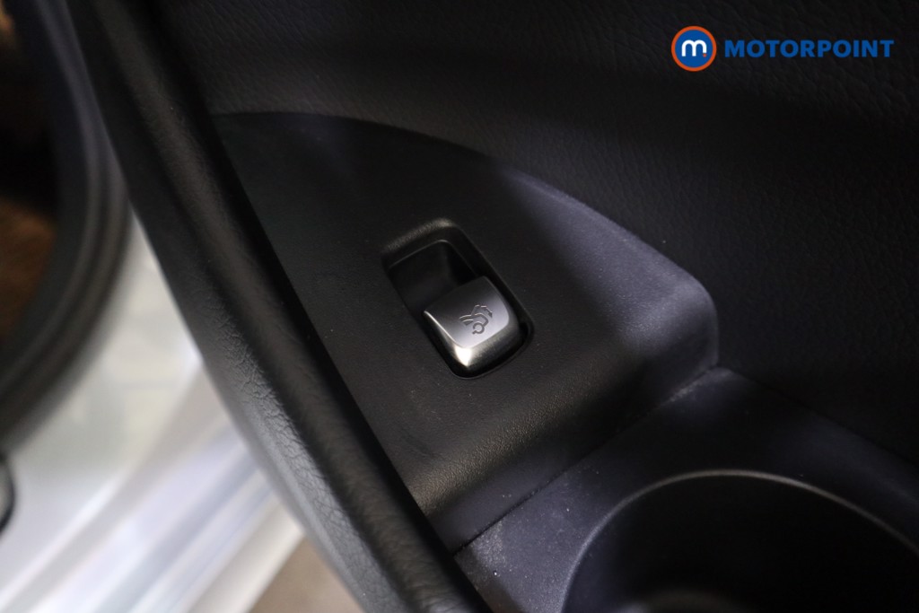 Used Mercedes-Benz E Class 2020 for sale - 77262356: Photo 19