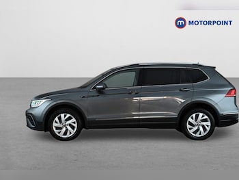 Used Volkswagen Tiguan Allspace 2023 for sale - 79408349: Photo