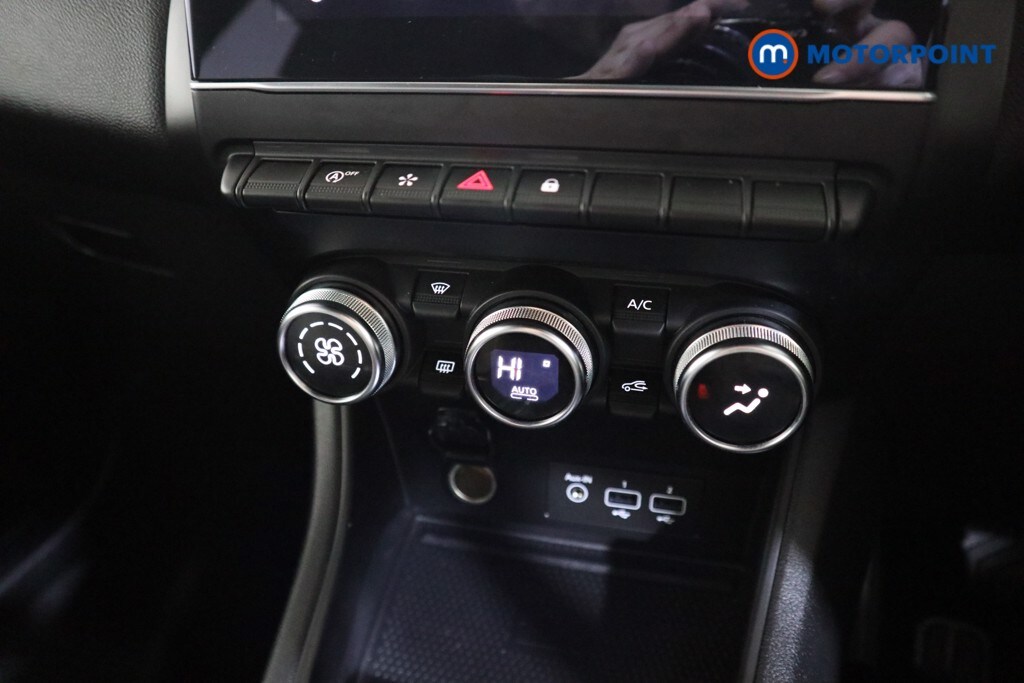 Used Renault Captur 2023 for sale - 77804680: Photo 16