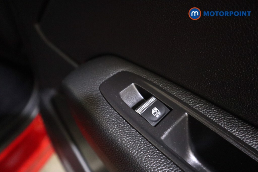 Used Renault Captur 2023 for sale - 77804680: Photo 26