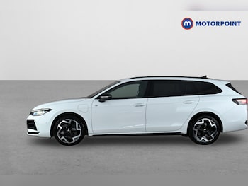 Used Volkswagen Passat 2025 for sale - 79250760: Photo