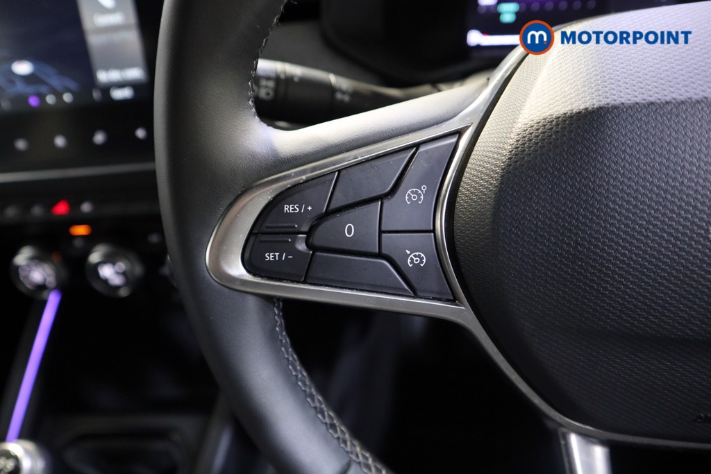 Used Renault Clio 2024 for sale - 76961141: Photo 11