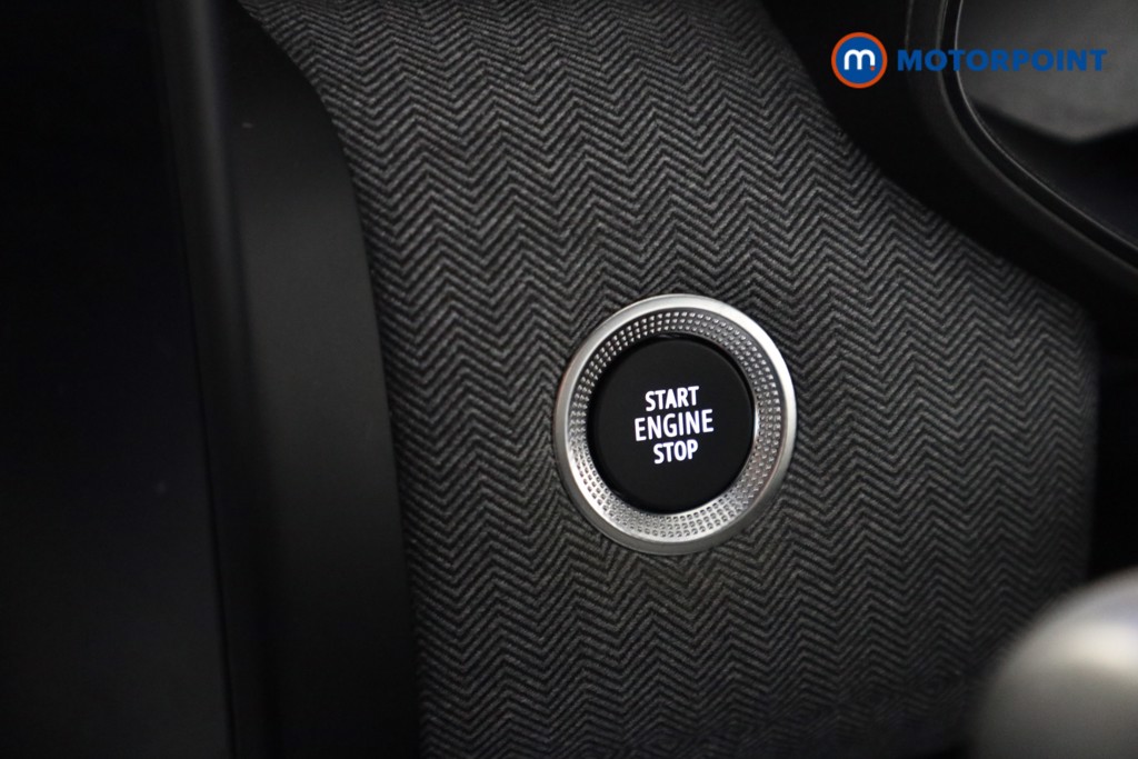 Used Renault Clio 2024 for sale - 76961141: Photo 14