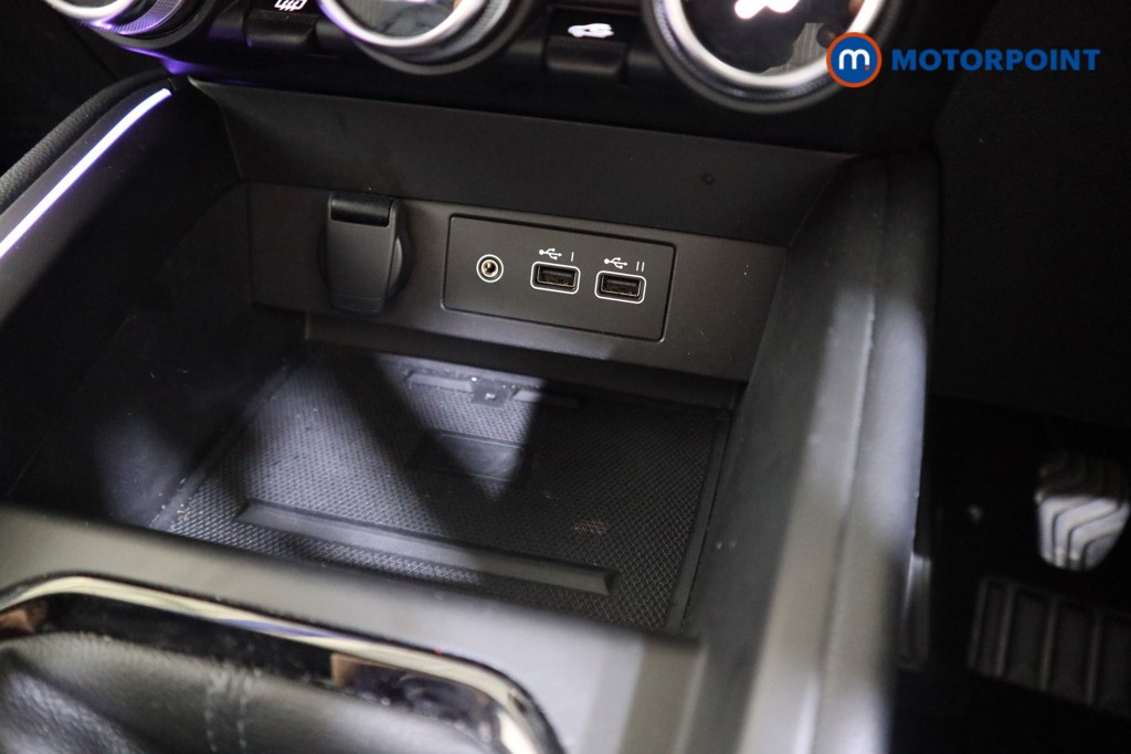 Used Renault Clio 2024 for sale - 76961141: Photo 17