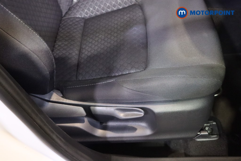 Used Toyota C-HR 2022 for sale - 77128357: Photo 27