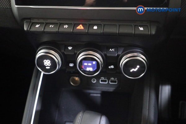 Used Renault Clio 2024 for sale - 76311864: Photo 15