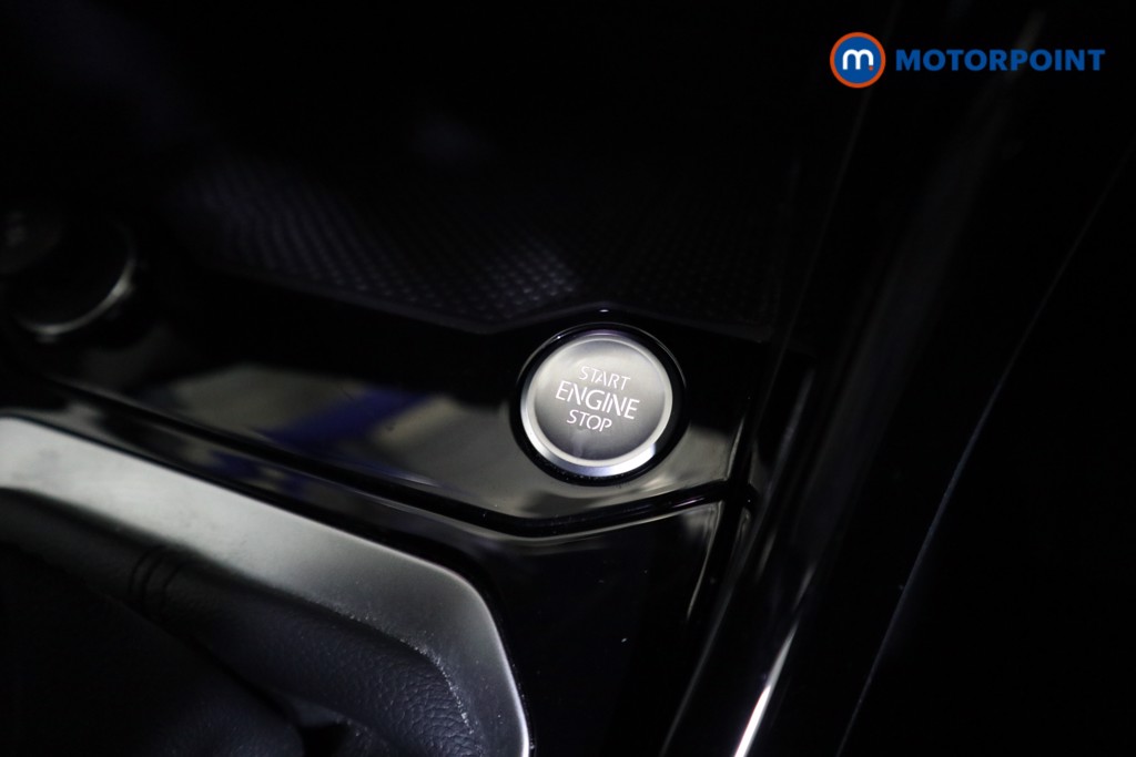 Used Volkswagen T-Roc 2024 for sale - 77165770: Photo 18