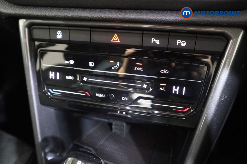 Used Volkswagen T-Roc 2022 for sale - 77061832: Photo 15